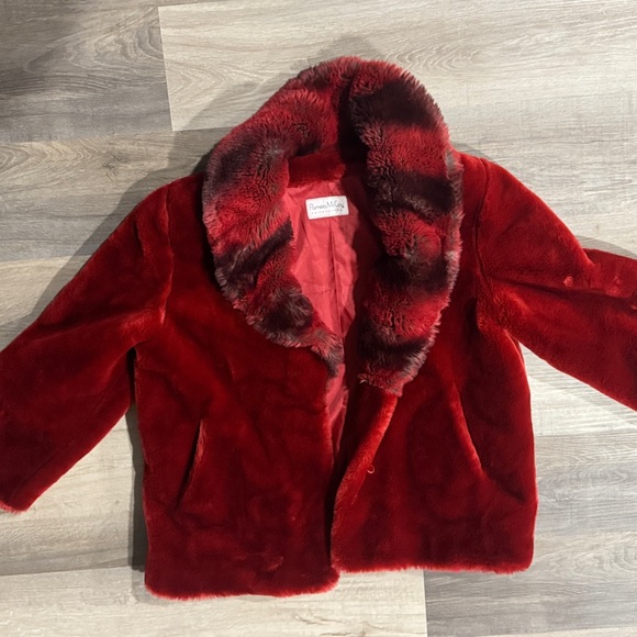 Faux Fur Red Teddy Jacket - Picture 10 of 11